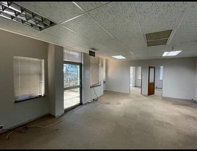 BUSINESS PROPERTY TO RENT IN MIDSTREAM ESTATE